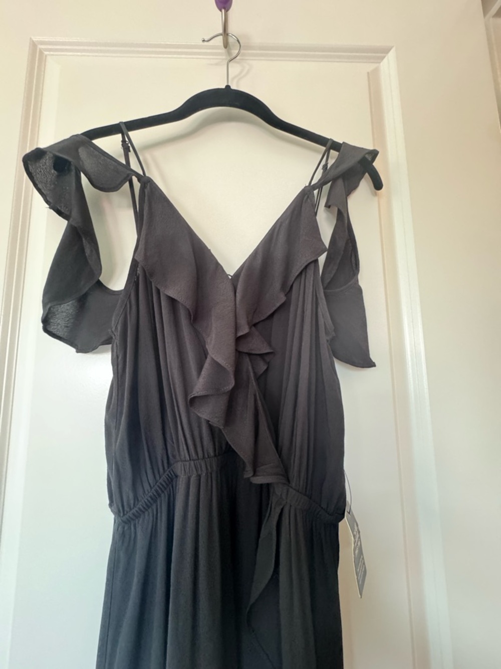 Express Black Cold-Shoulder Ruffle Maxi Dress - Picture 4 of 6